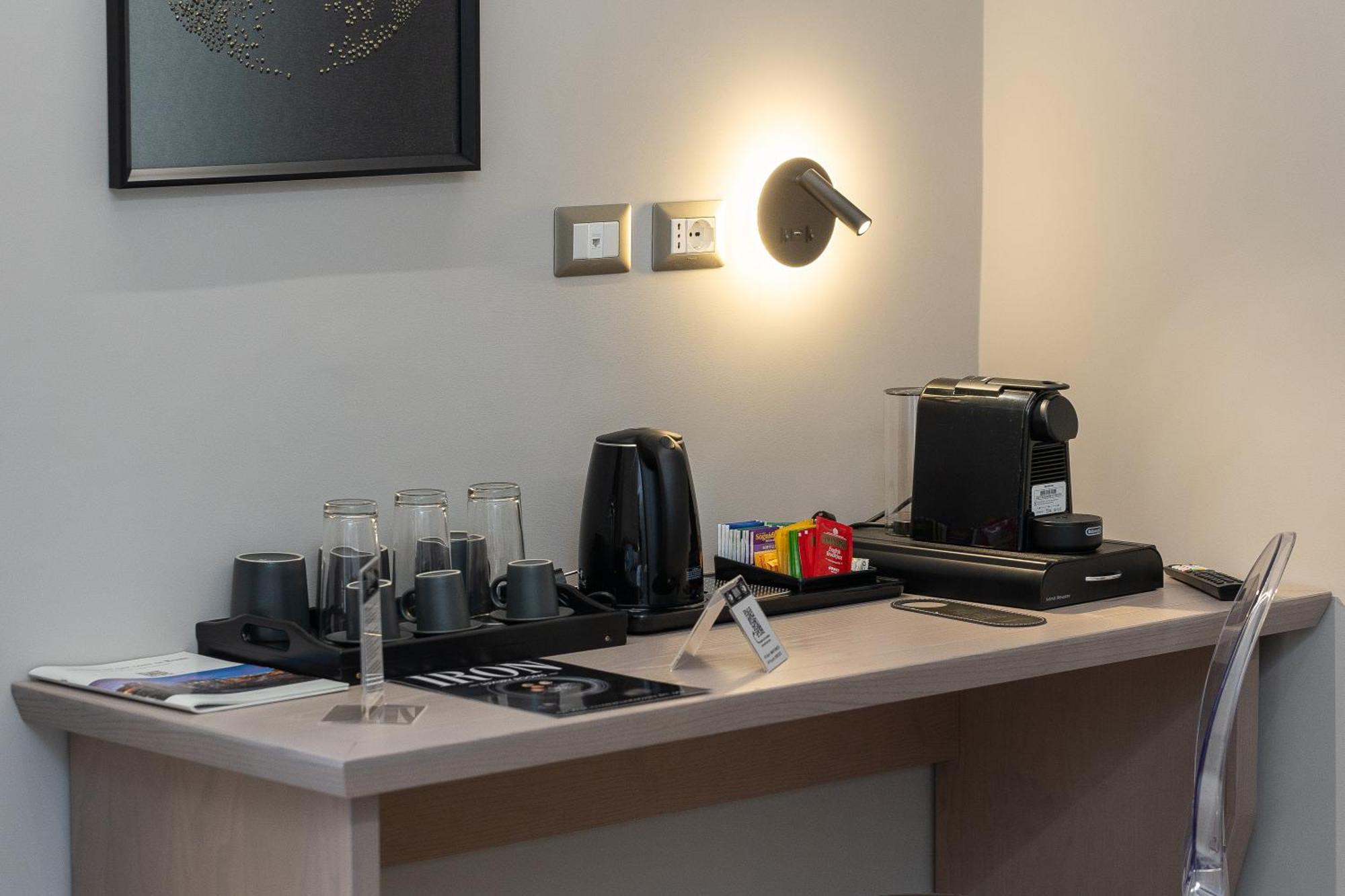 Iron Luxury Rooms Rzym Zewnętrze zdjęcie