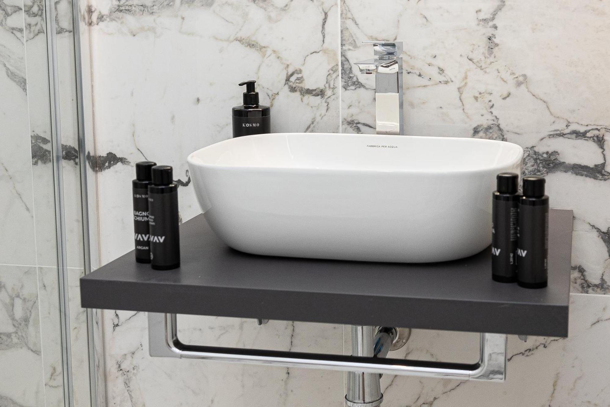 Iron Luxury Rooms Rzym Zewnętrze zdjęcie
